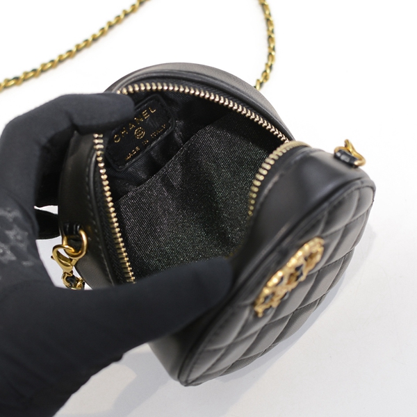 シャネルバッグ全体デザイン